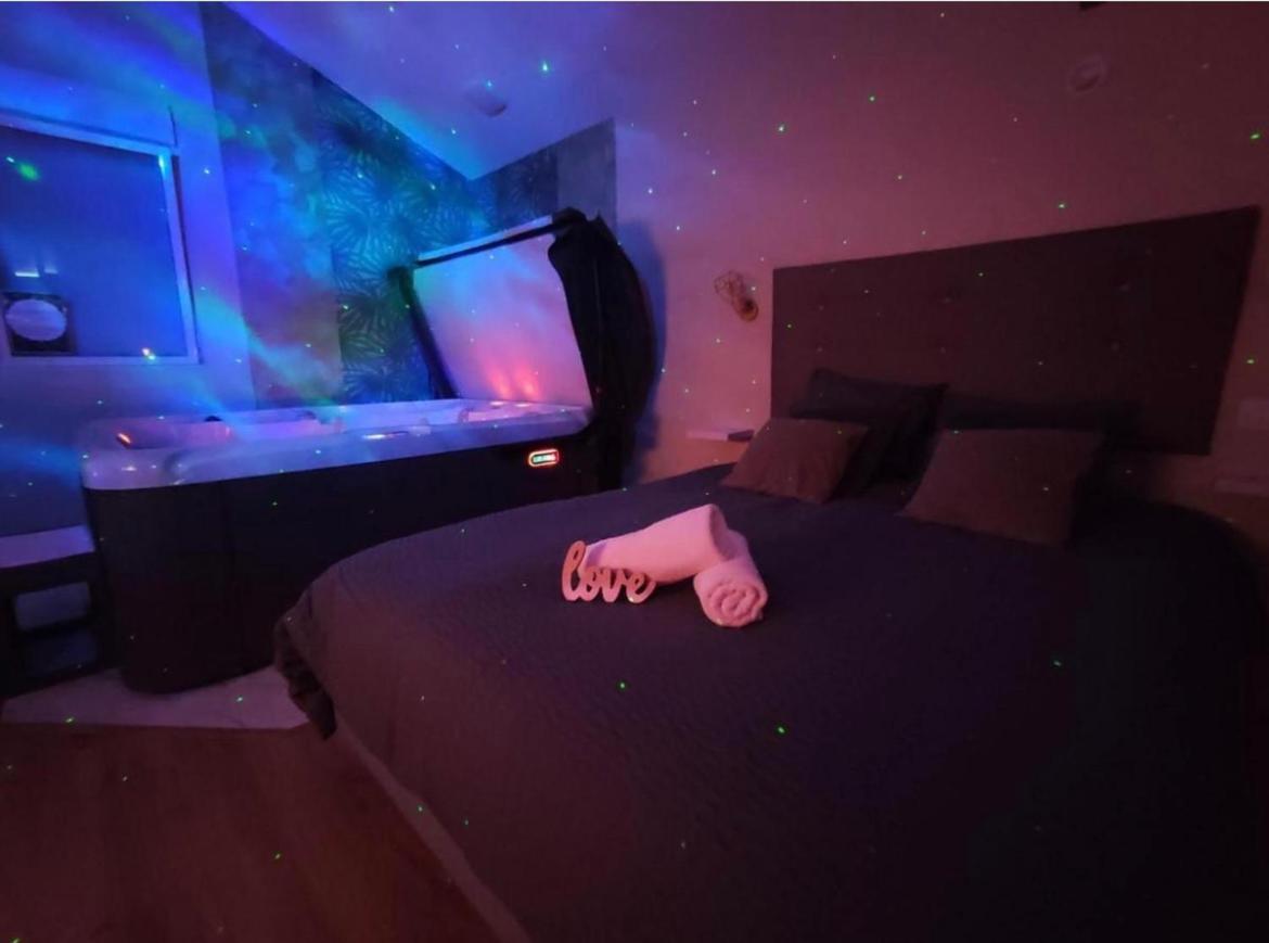 Bed and Breakfast Le Cocoon D'Emy Louvetot Exteriér fotografie